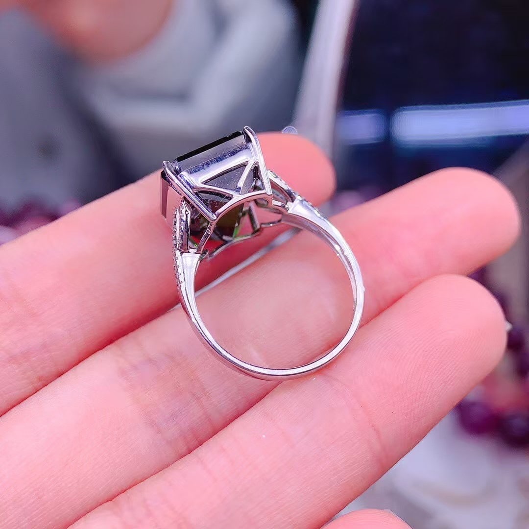 14k Gold 11 Ct Natural Tourmaline & Diamond Ring - 3