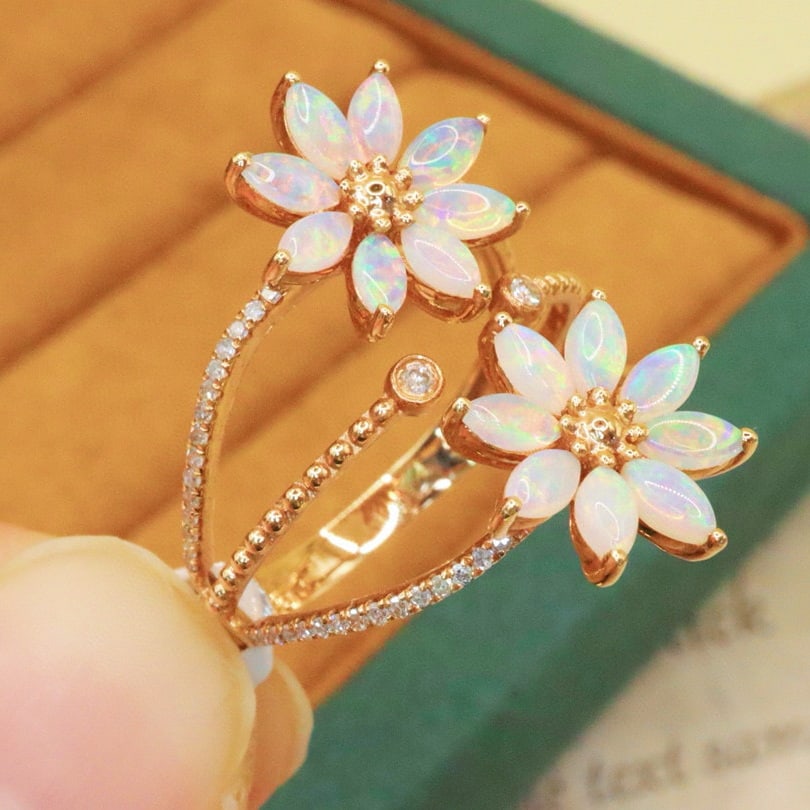 14k Gold 1.03 Ctw Natural Opal & Diamond Ring - 3