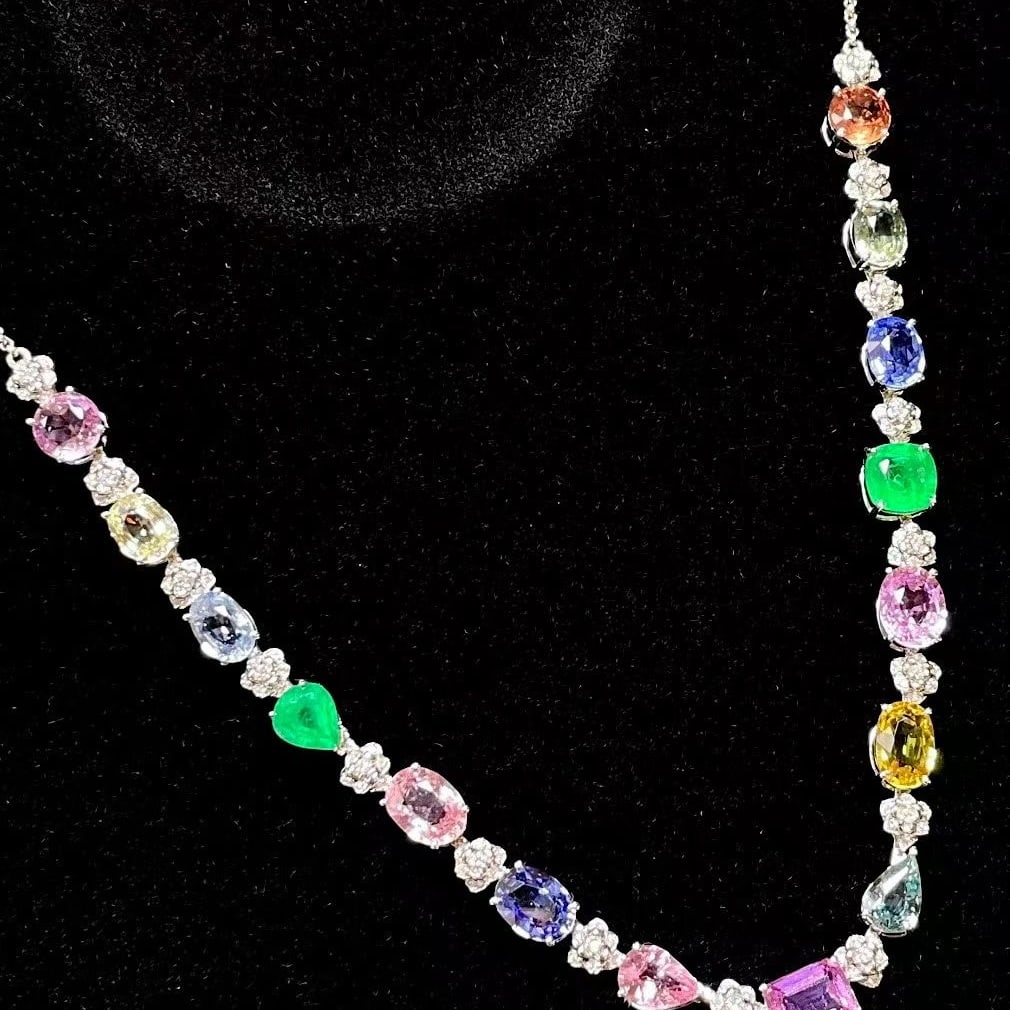 14k Gold 10.8 Ctw Natural Sapphire & Emerald Necklace - 3