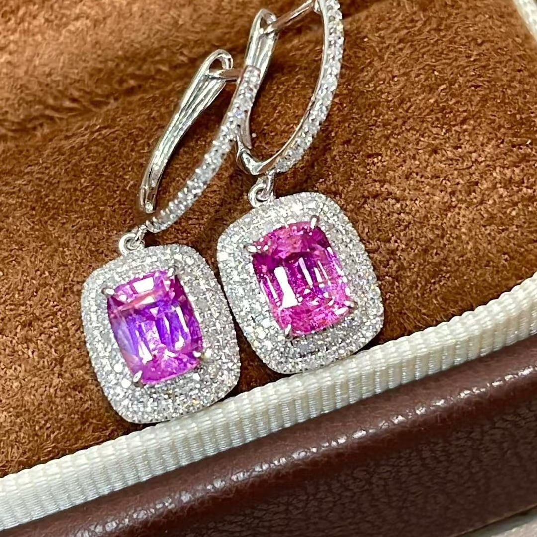 14k Gold 2.25 Ct Natural Sapphire & Diamond Earrings: Ref:231105195 // gold content:14k gold // main gemstone:sapphire // shape:cushion // carat weight:2. 25ct // color:pinkish purple // treatment:natural // // adjacent gemstone 2 : diamond // shape:roun