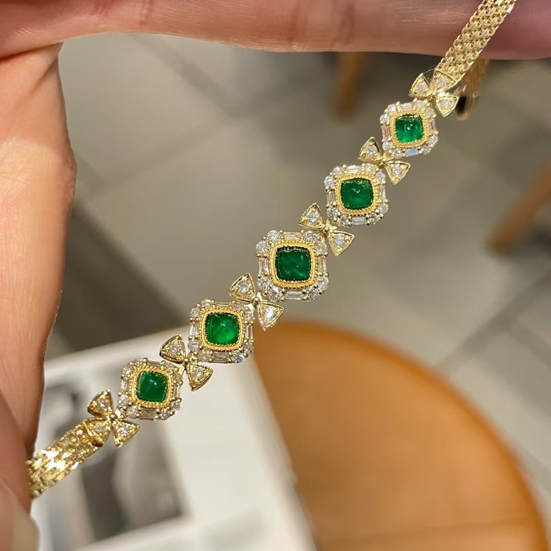 14k Gold 1.4 Ct Natural Emerald & Diamond Bracelet - 2