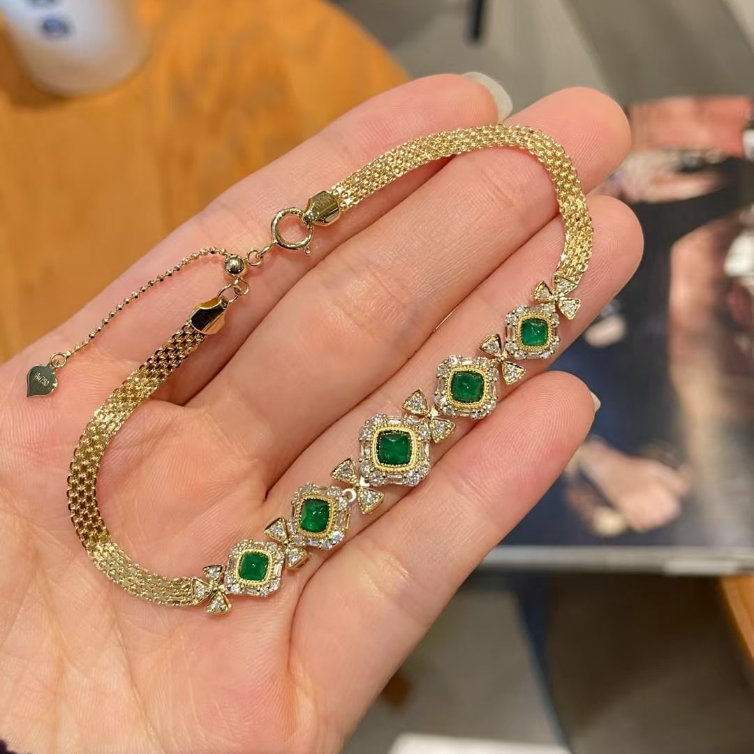 14k Gold 1.4 Ct Natural Emerald & Diamond Bracelet - 3