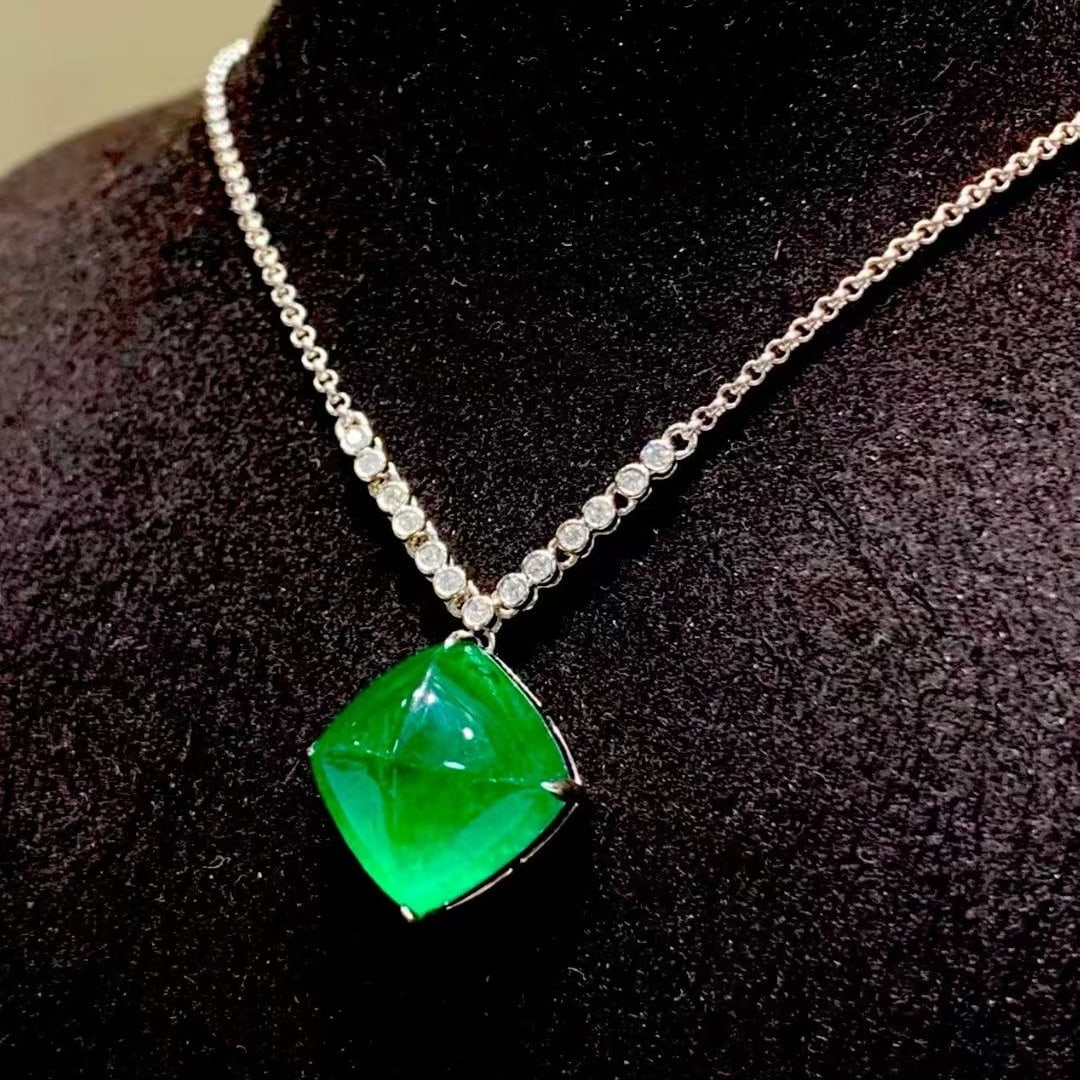14k Gold 8.88 Ct Natural Emerald & Diamond Necklace - 2