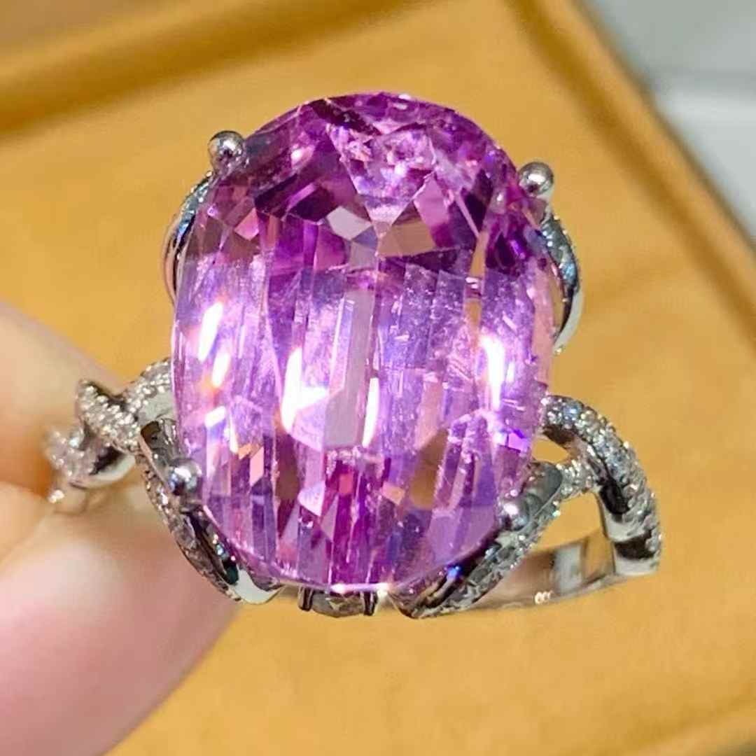 14k Gold 11.5 Ct Natural Kunzite & Diamond Ring - 2