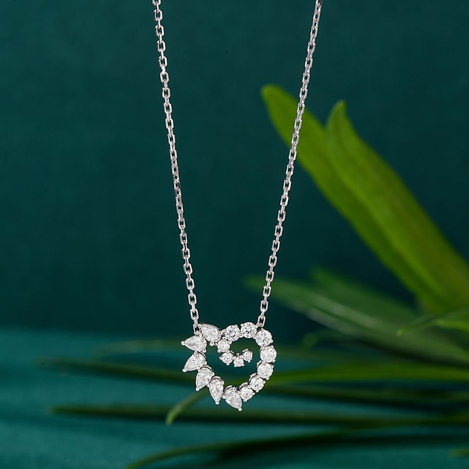 14k Gold 0.53 Ctw Natural H Diamond Necklace: Ref:231106012 // gold content:14k gold // main gemstone:diamond // shape:pear // carat weight:0. 27ct // clarity grade:vs-si // color:h // treatment:natural // // adjacent gemstone 2 : diamond //