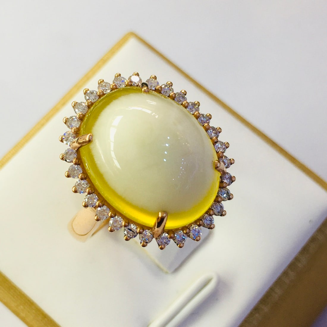14k Gold 13.16 Ctw Natural Prehnite & Diamond Ring: Ref:231106033 // gold content:14k gold // ring size:7. 25us // // main gemstone:prehnite // shape:oval // carat weight:12. 74ct // color:yellow // treatment:natural // // adjacent gemstone 2 :
