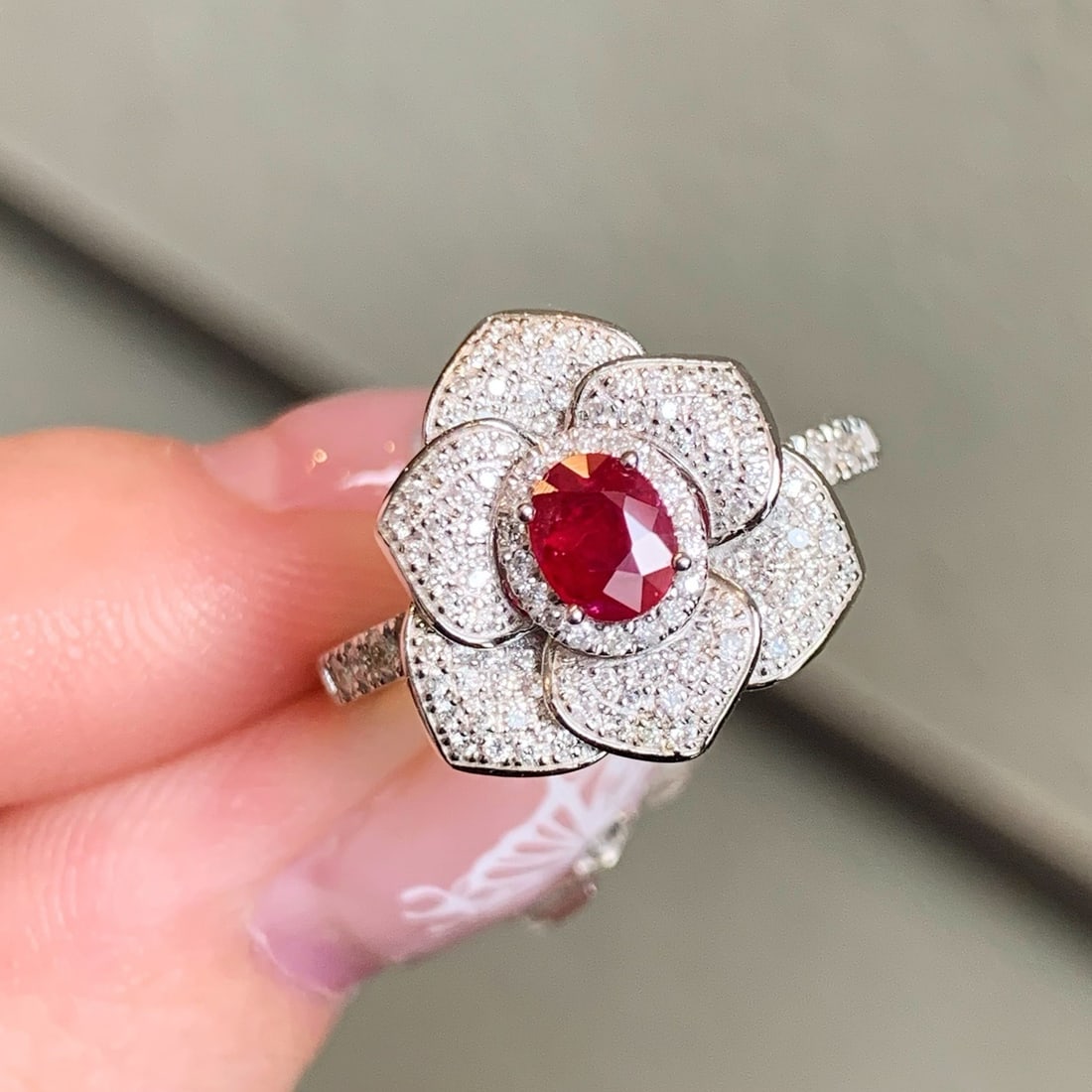 14k Gold 0.98 Ctw Natural Ruby & Diamond Ring - 6