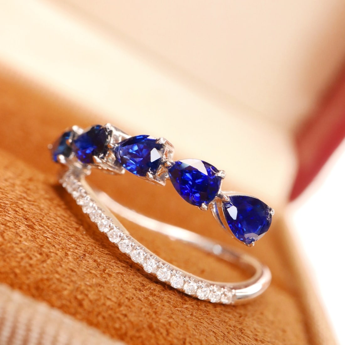 14k Gold 1.11 Ctw Natural Sapphire & Diamond Ring: Ref:231106130 // gold content:14k gold // ring size:7. 25us // // main gemstone:sapphire // shape:pear // carat weight:1. 00ct // color:royal blue // treatment:natural // // adjacent gemstone 2 :