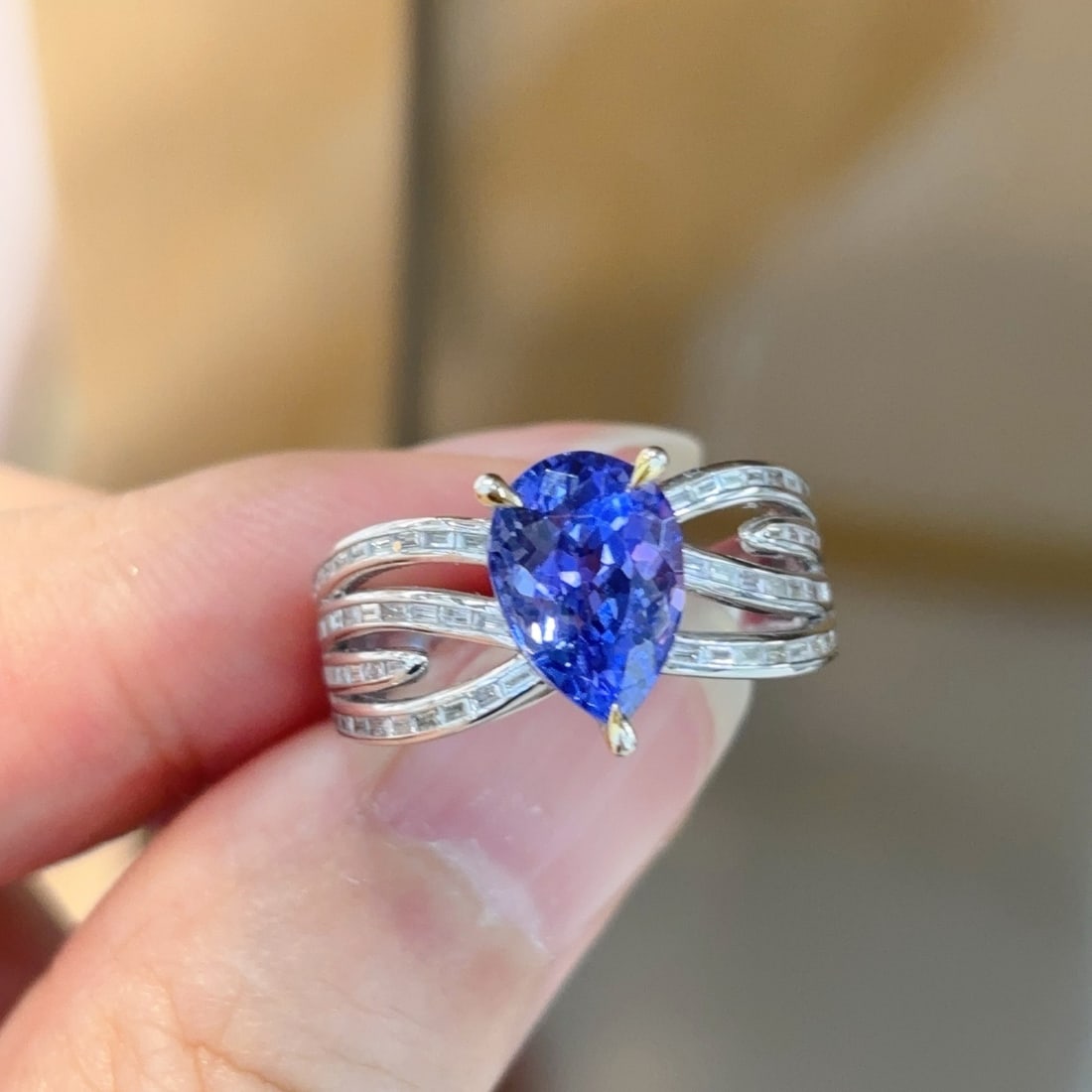 14k Gold 3.13 Ctw Natural Tanzanite & Diamond Ring - 3