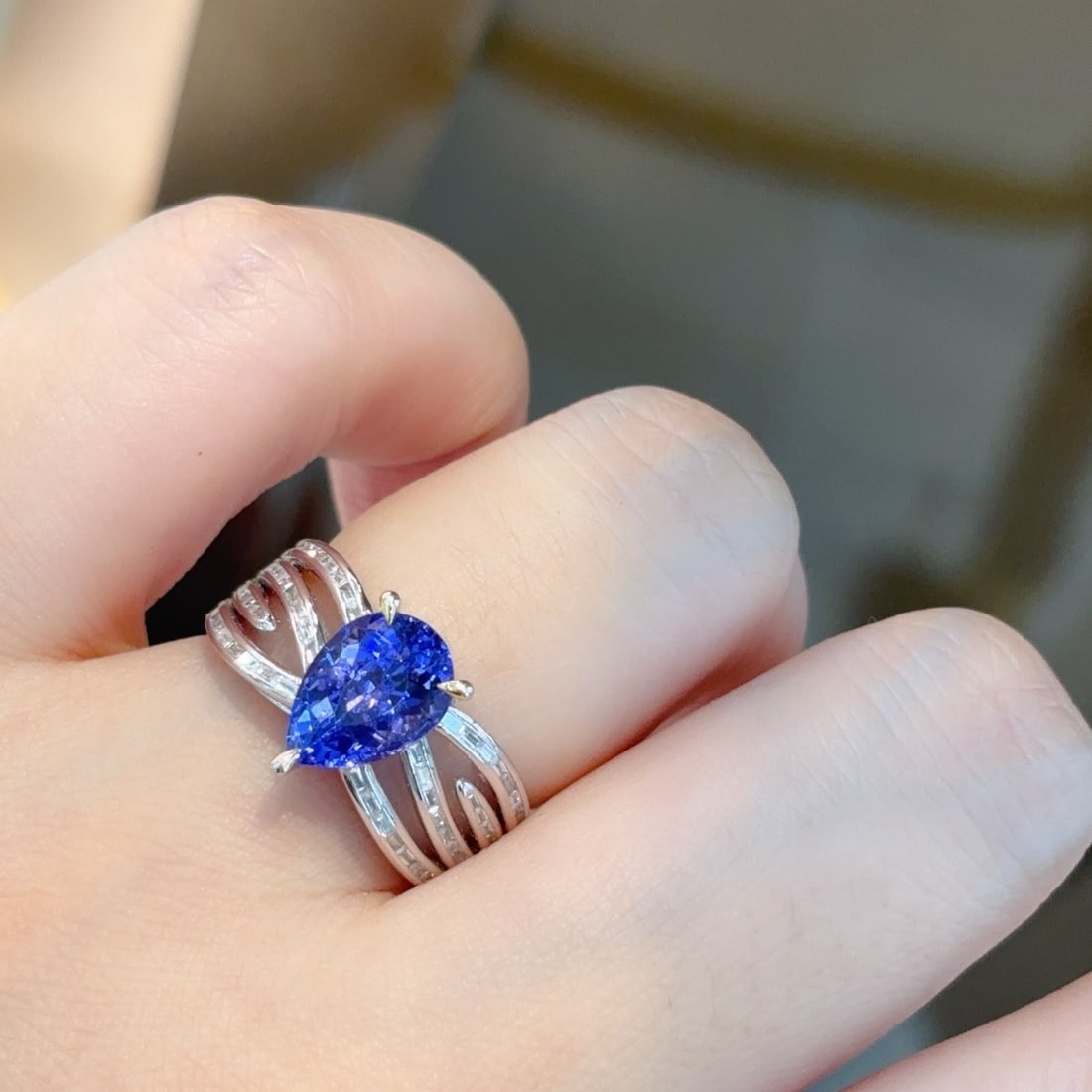 14k Gold 3.13 Ctw Natural Tanzanite & Diamond Ring - 4