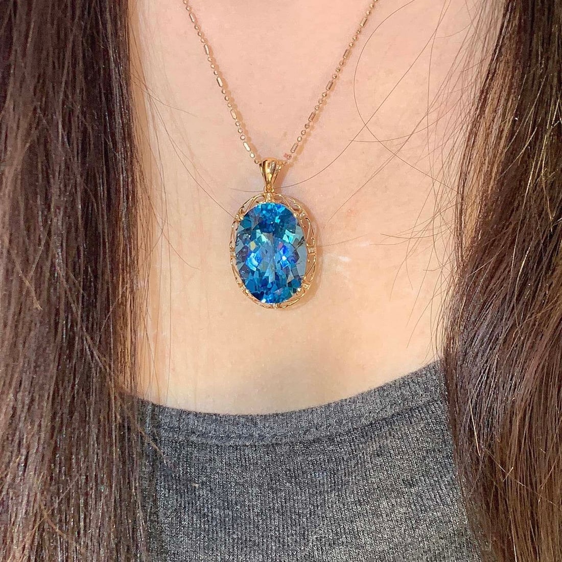 14k Gold 30 Ct Natural Topaz & Diamond Pendant( Without Chain ) - 6