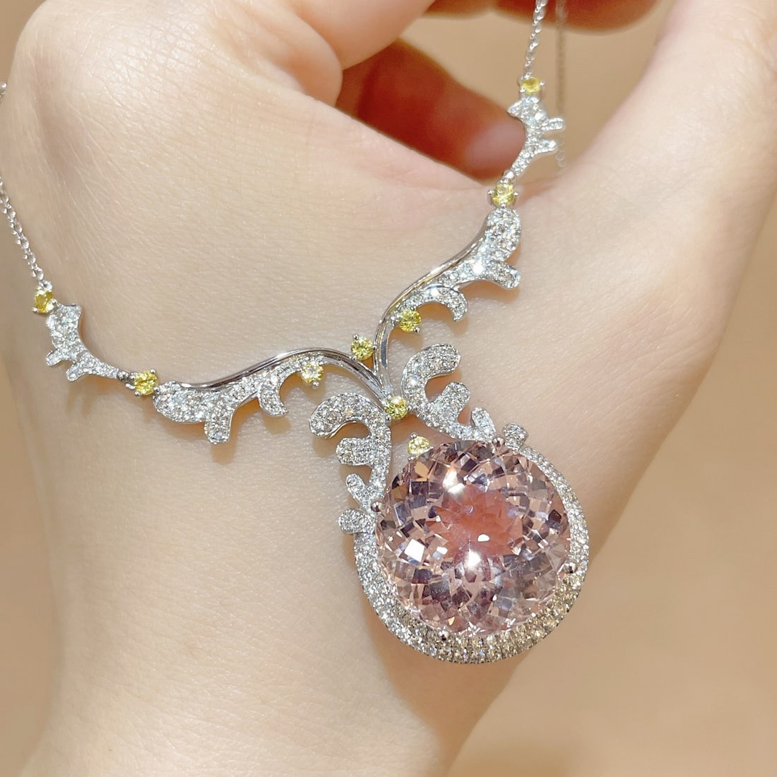 14k Gold 17.39 Ctw Natural Morganite & Diamond Necklace - 3