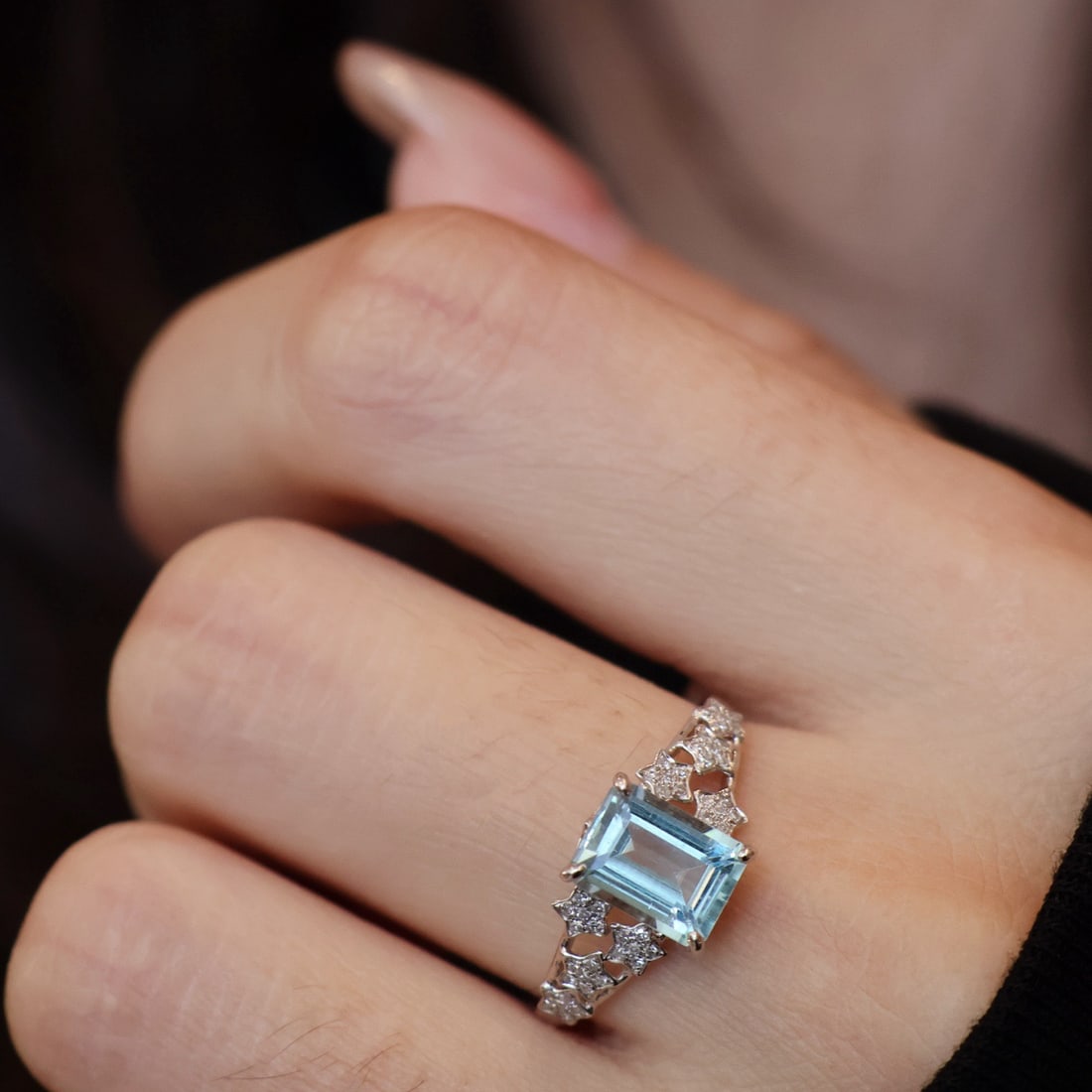 14k Gold 1.3 Ct Natural Aquamarine & Diamond Ring - 3