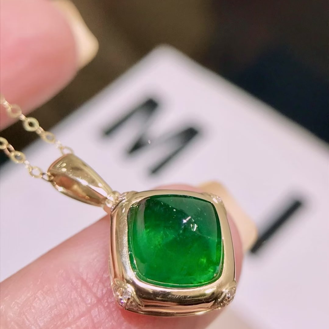 14k Gold 3 Ct Vivid Green Natural Emerald & Diamond Pendant( Without Chain ) - 2