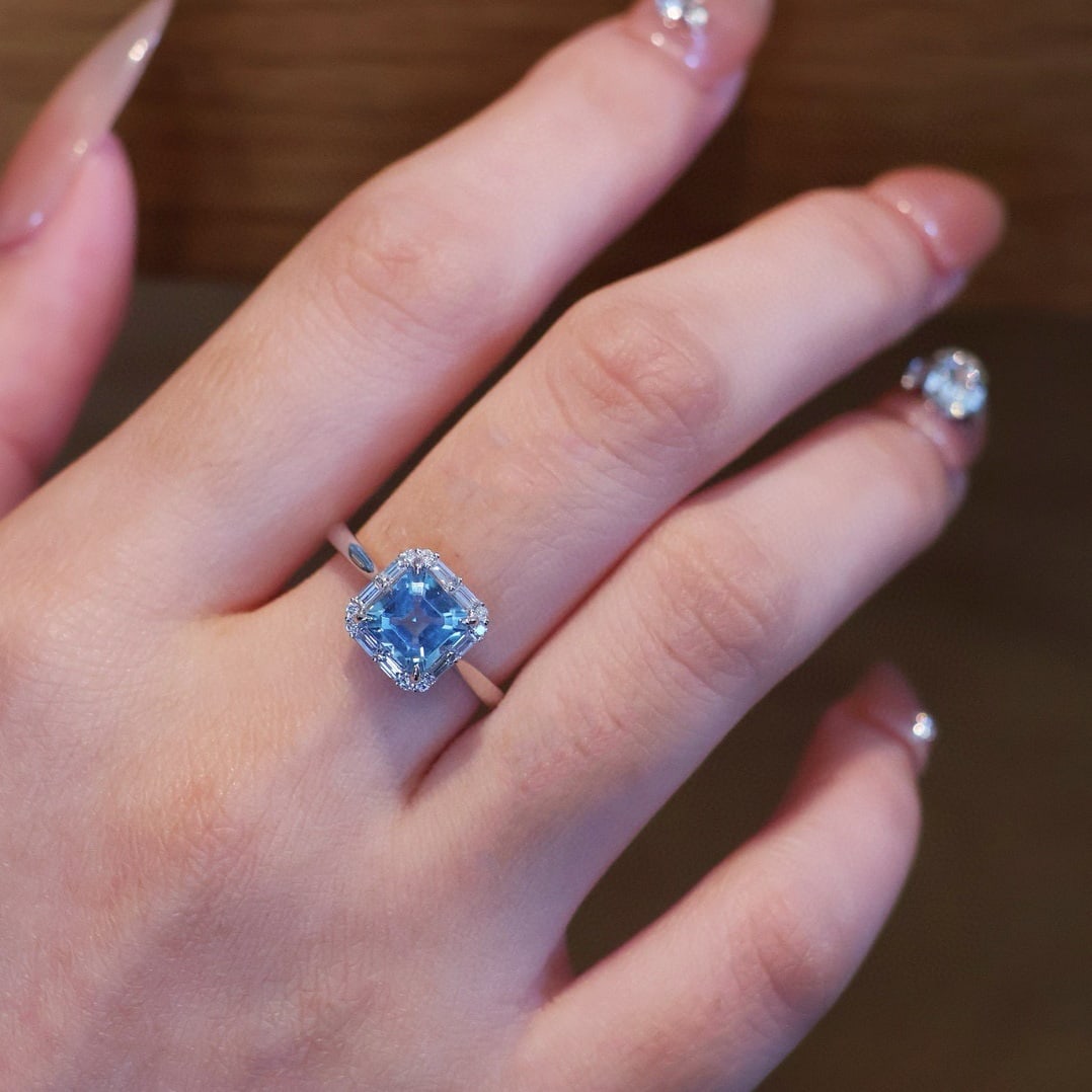 14k Gold 1 Ct Natural Aquamarine & Diamond Ring - 9