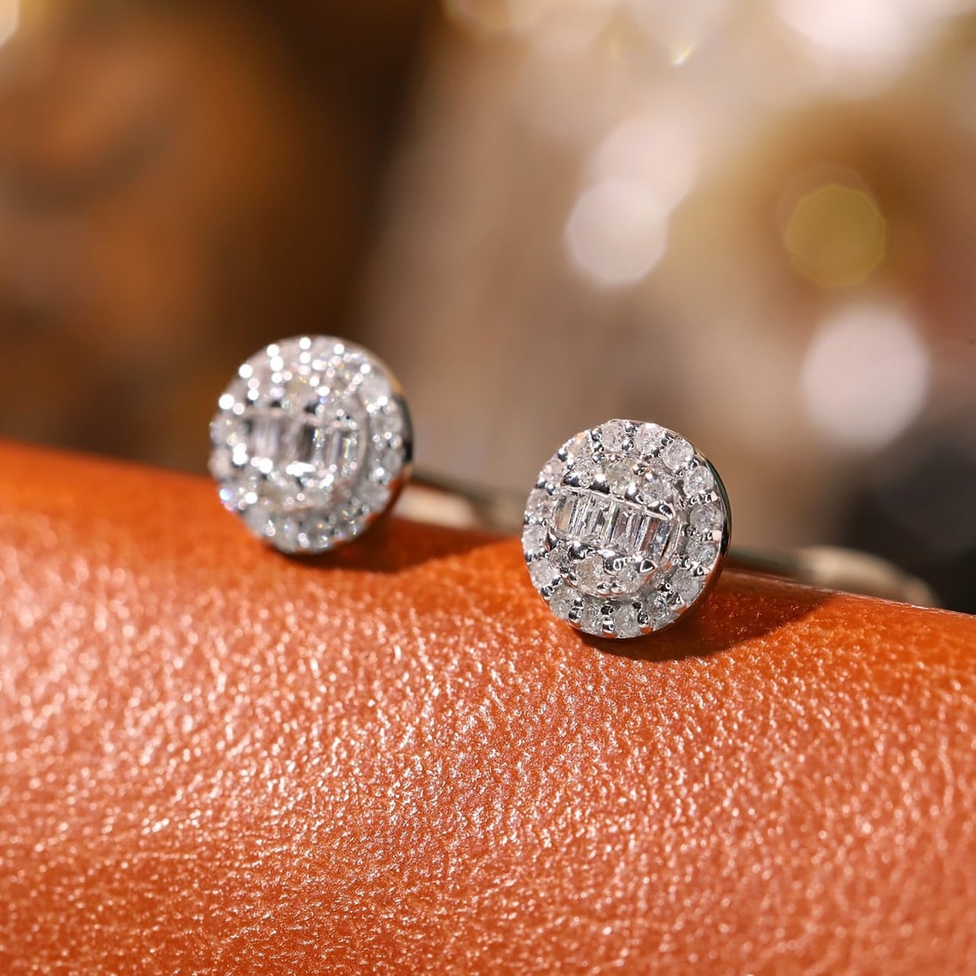 14k Gold 0.18 Ct Natural H Diamond Earrings - 2