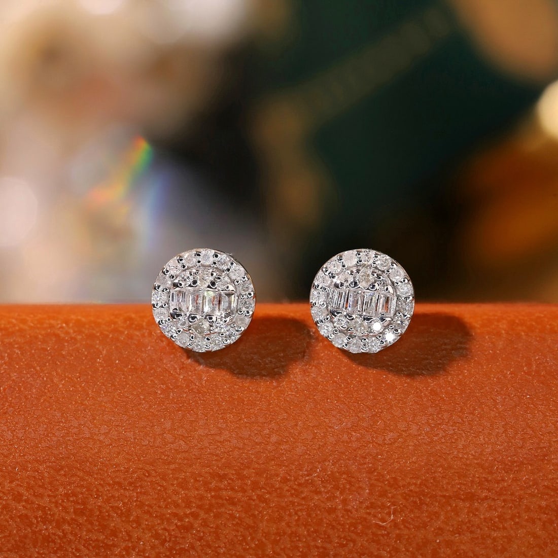 14k Gold 0.18 Ct Natural H Diamond Earrings - 4