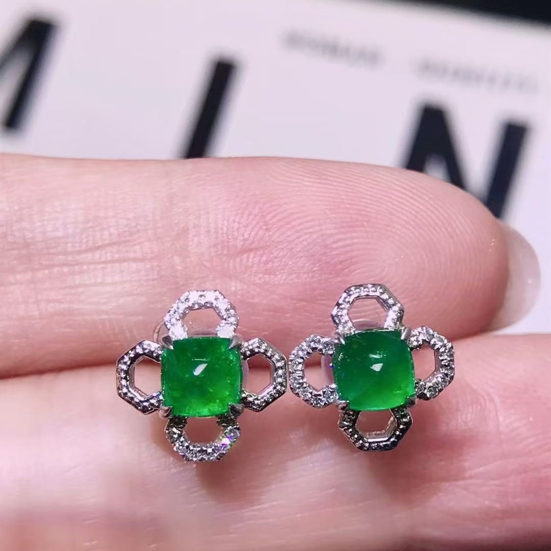 14k Gold 1.3 Ct Vivid Green Natural Emerald & Diamond Earrings - 2