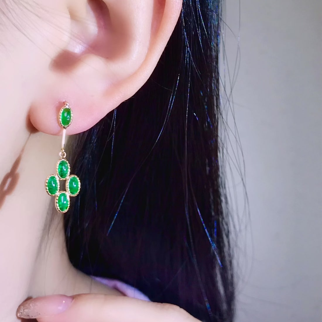 14k Gold 2.61 Ct Natural Emerald Earrings - 4