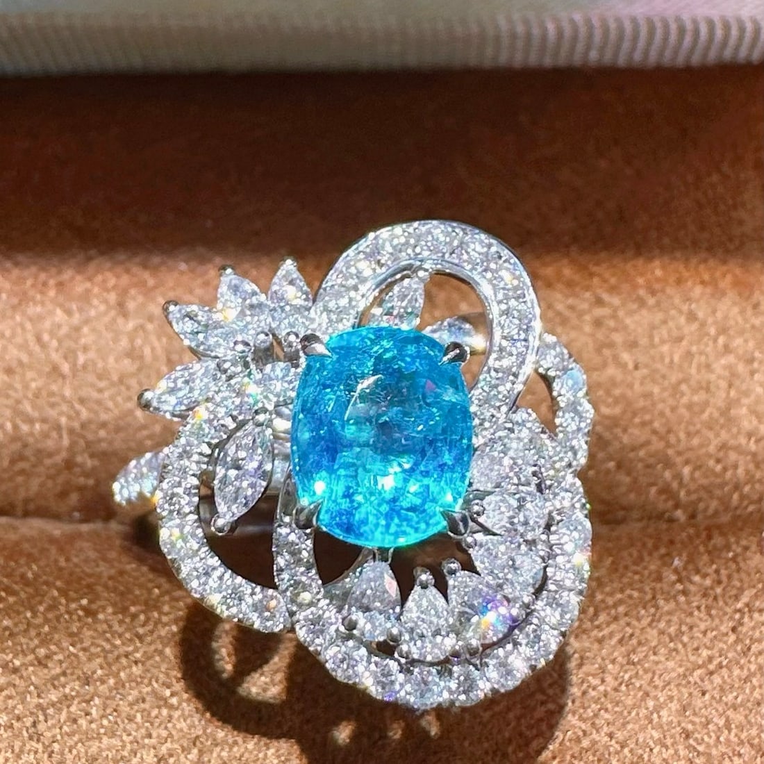 14k Gold 2.12 Ctw Natural Paraiba Tourmaline & Diamond Ring - 2