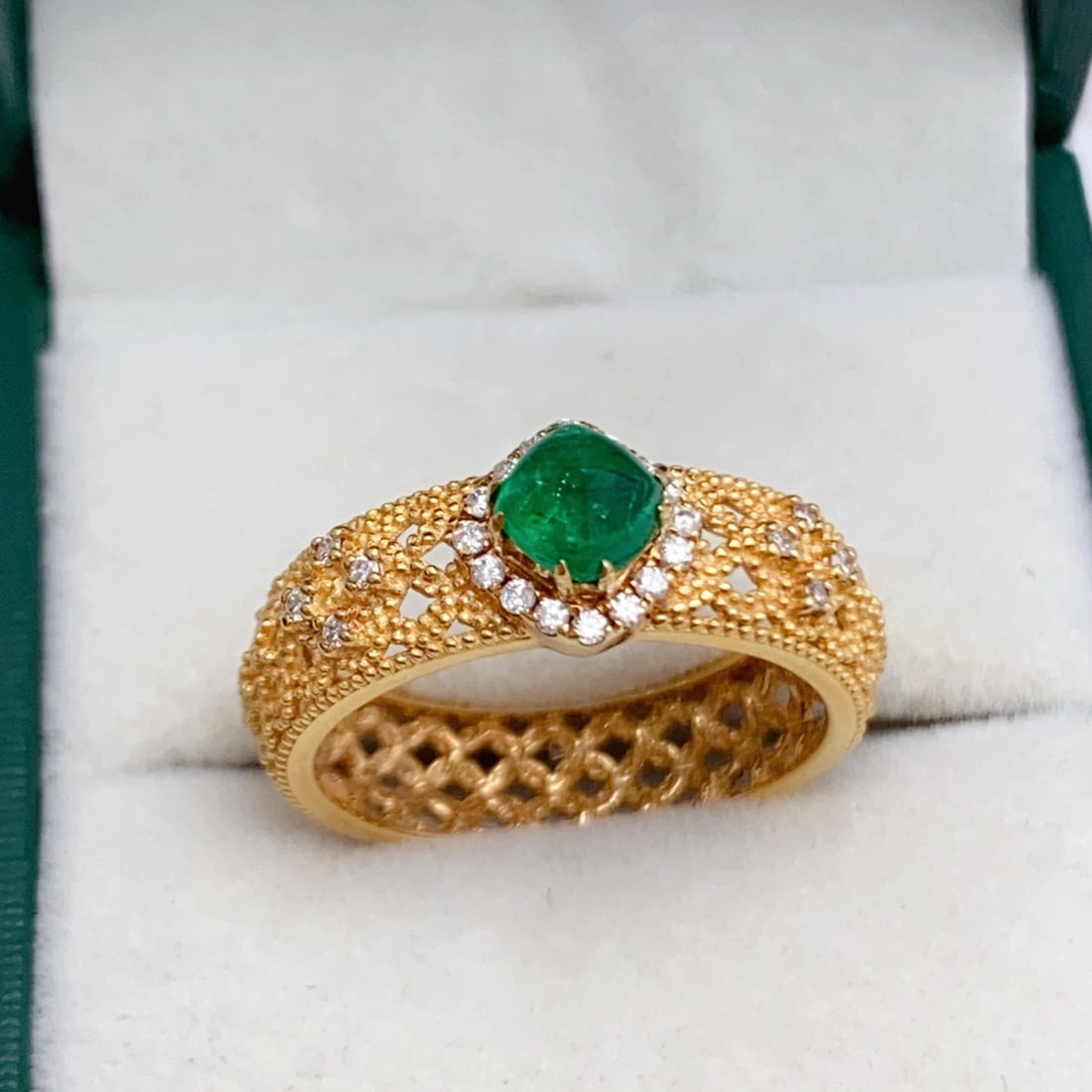 14k Gold 0.55 Ct Natural Emerald & Diamond Ring - 4