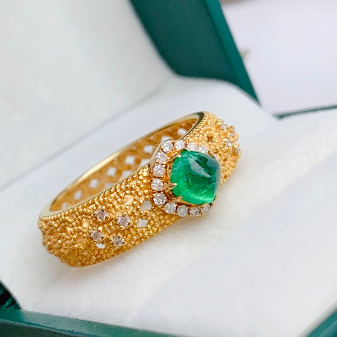 14k Gold 0.55 Ct Natural Emerald & Diamond Ring - 6
