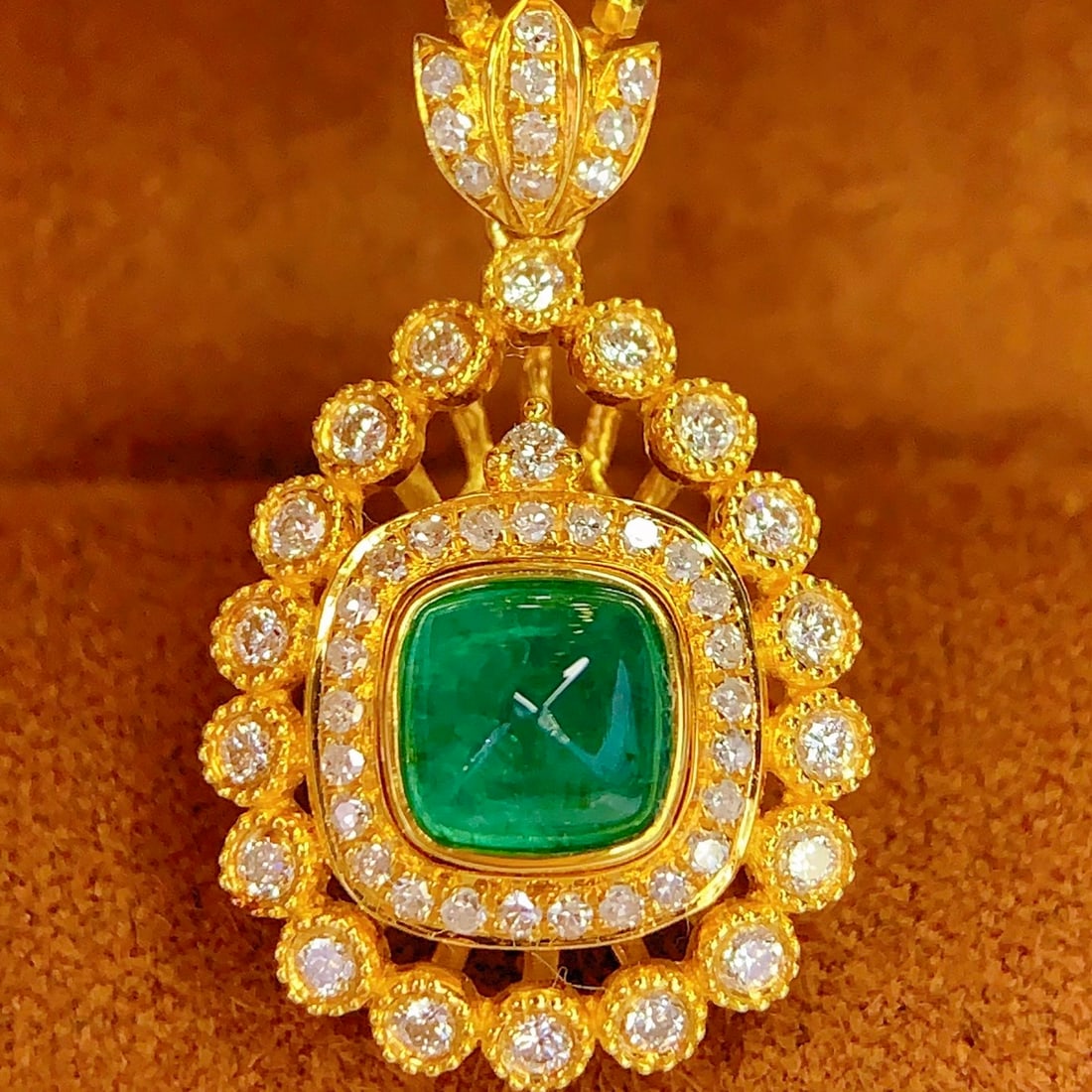 14k Gold 1.2 Ct Vivid Green Natural Emerald & Diamond Pendant( Without Chain ) - 3