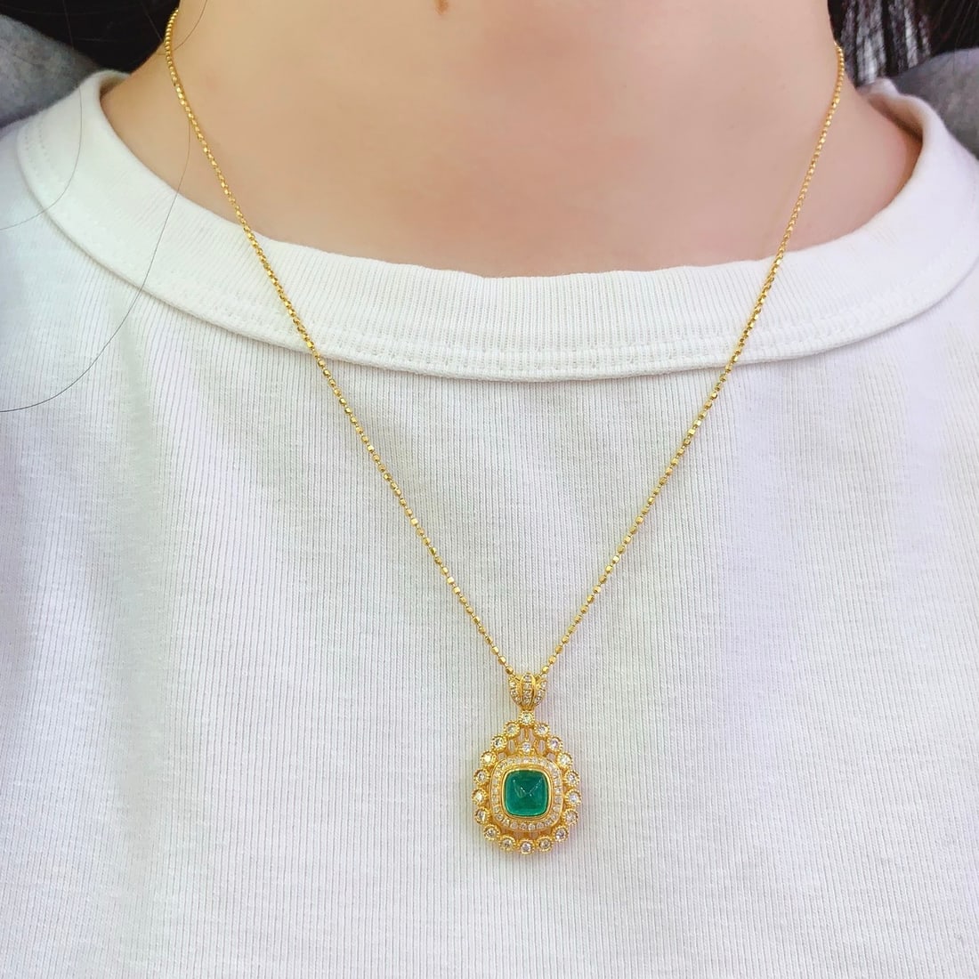 14k Gold 1.2 Ct Vivid Green Natural Emerald & Diamond Pendant( Without Chain ) - 6