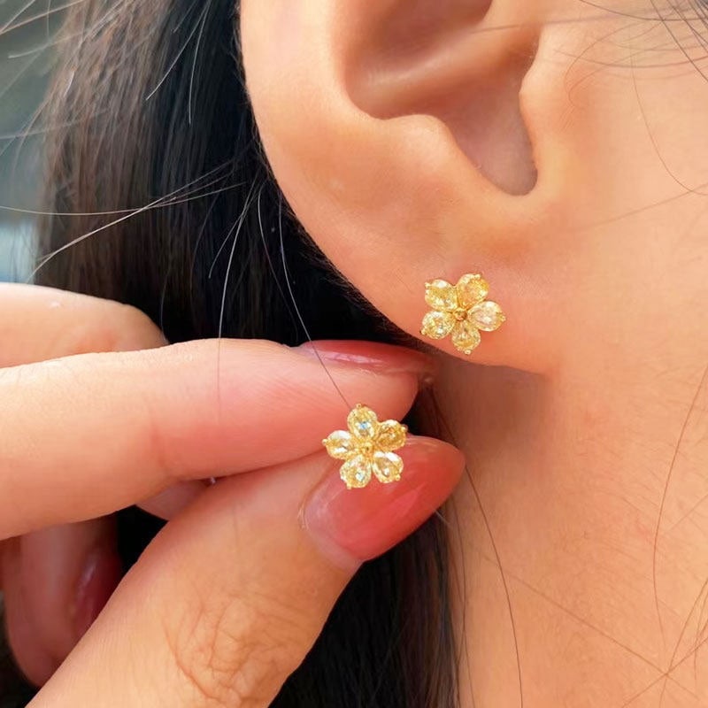 14k Gold 0.8 Ct Natural Yellow Diamond Earrings - 2