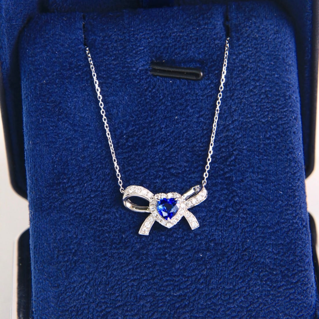 14k Gold 0.77 Ctw Natural Sapphire & Diamond Necklace - 4