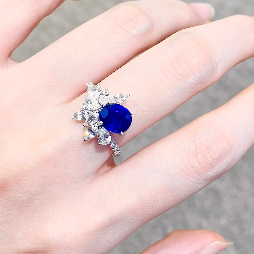 14k Gold 2.30 Ctw Natural Sapphire & Diamond Ring - 6