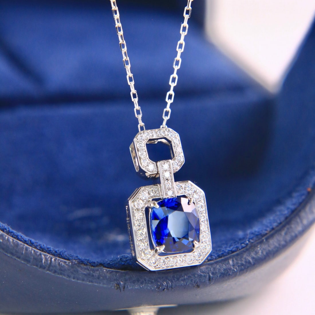 14k Gold 1.22 Ctw Natural Sapphire & Diamond Necklace - 2