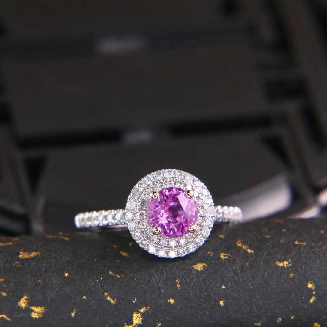 14k Gold 1.42 Ctw Natural Sapphire & Diamond Ring: Ref:231106319 // gold content:14k gold // ring size:7. 25us // // main gemstone:sapphire // shape:round // carat weight:1. 08ct // color:pink // treatment:natural // cut grade:g // // adjacent