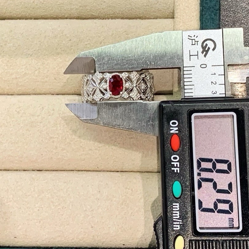 14k Gold 0.72 Ctw Natural Ruby & Diamond Ring - 8