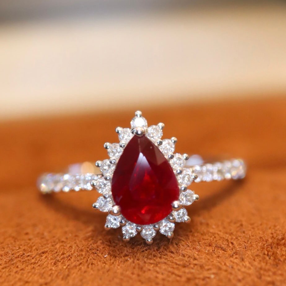 14k Gold 1.28 Ctw Natural Ruby & Diamond Ring - 6