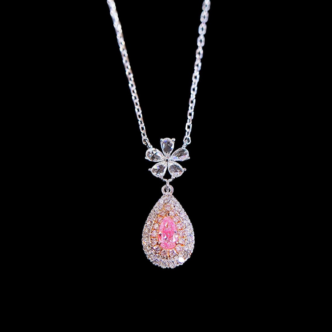 14k Gold 0.30 Ctw Natural Pink Diamond & Diamond Necklace: Ref:231106354 // gold content:14k gold // main gemstone:pink diamond // shape:pear // carat weight:0. 11ct // color:pink // treatment:natural // // adjacent gemstone 2 : diamond // shape:round //