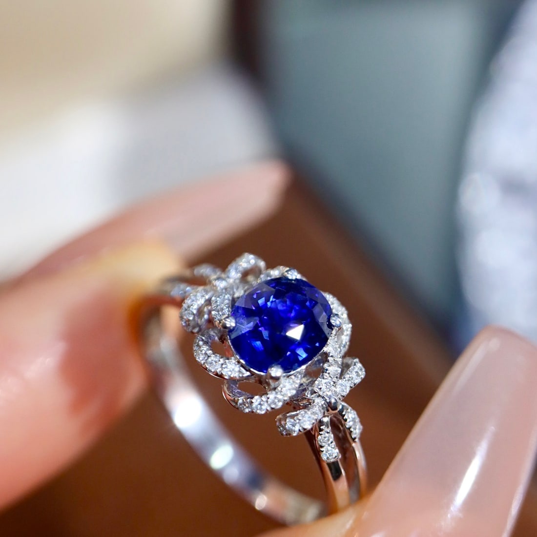 14k Gold 1.20 Ctw Vivid Blue Natural Sapphire & Diamond Ring - 6