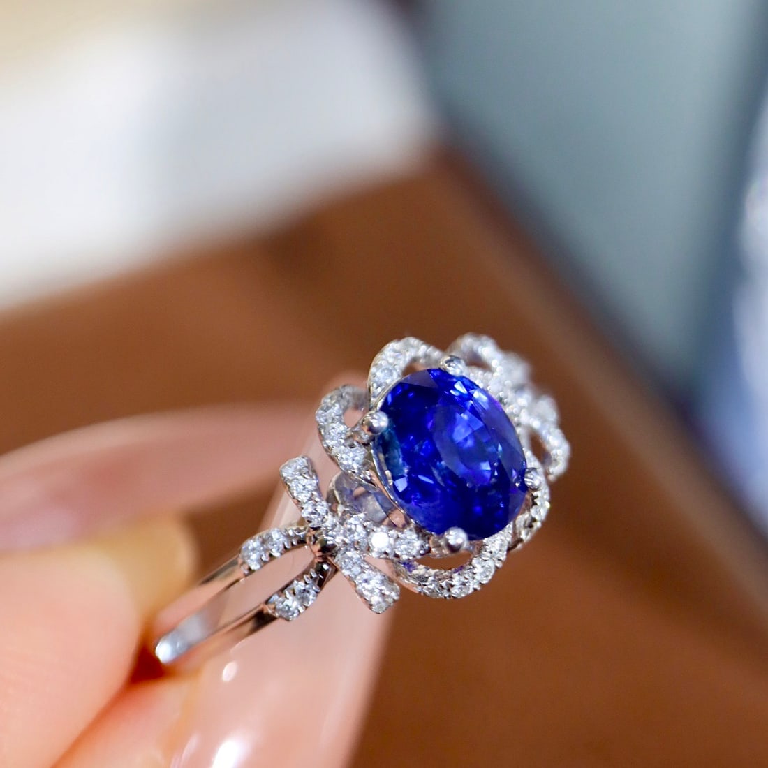 14k Gold 1.20 Ctw Vivid Blue Natural Sapphire & Diamond Ring - 7