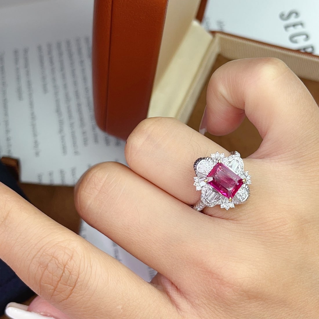 14k Gold 2.66 Ctw Natural Ruby & Diamond Ring - 5