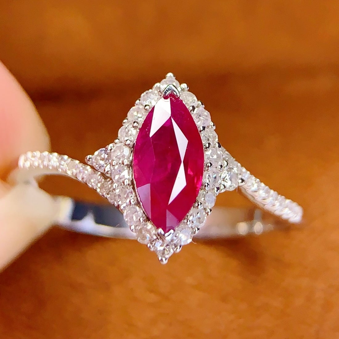 14k Gold 0.7 Ct Natural Ruby & Diamond Ring - 5