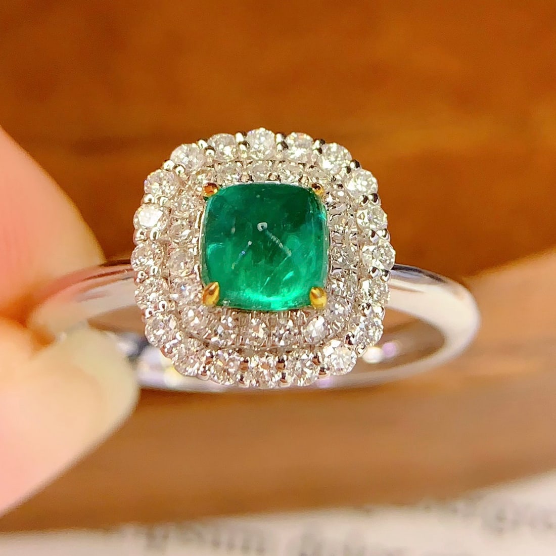 14k Gold 1 Ct Vivid Green Natural Emerald & Diamond Ring - 5