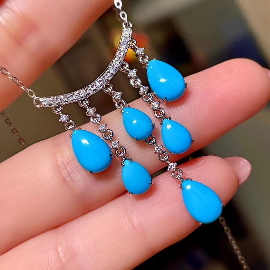 14k Gold 6.15 Ctw Natural Blue Turquoise & Diamond Necklace - 2