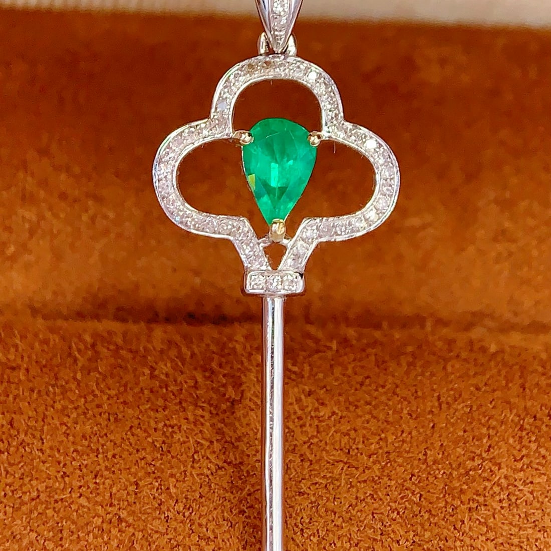 14k Gold 0.55 Ct Natural Emerald & Diamond Pendant( Without Chain ) - 2