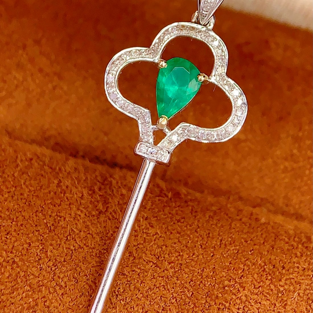 14k Gold 0.55 Ct Natural Emerald & Diamond Pendant( Without Chain ) - 3