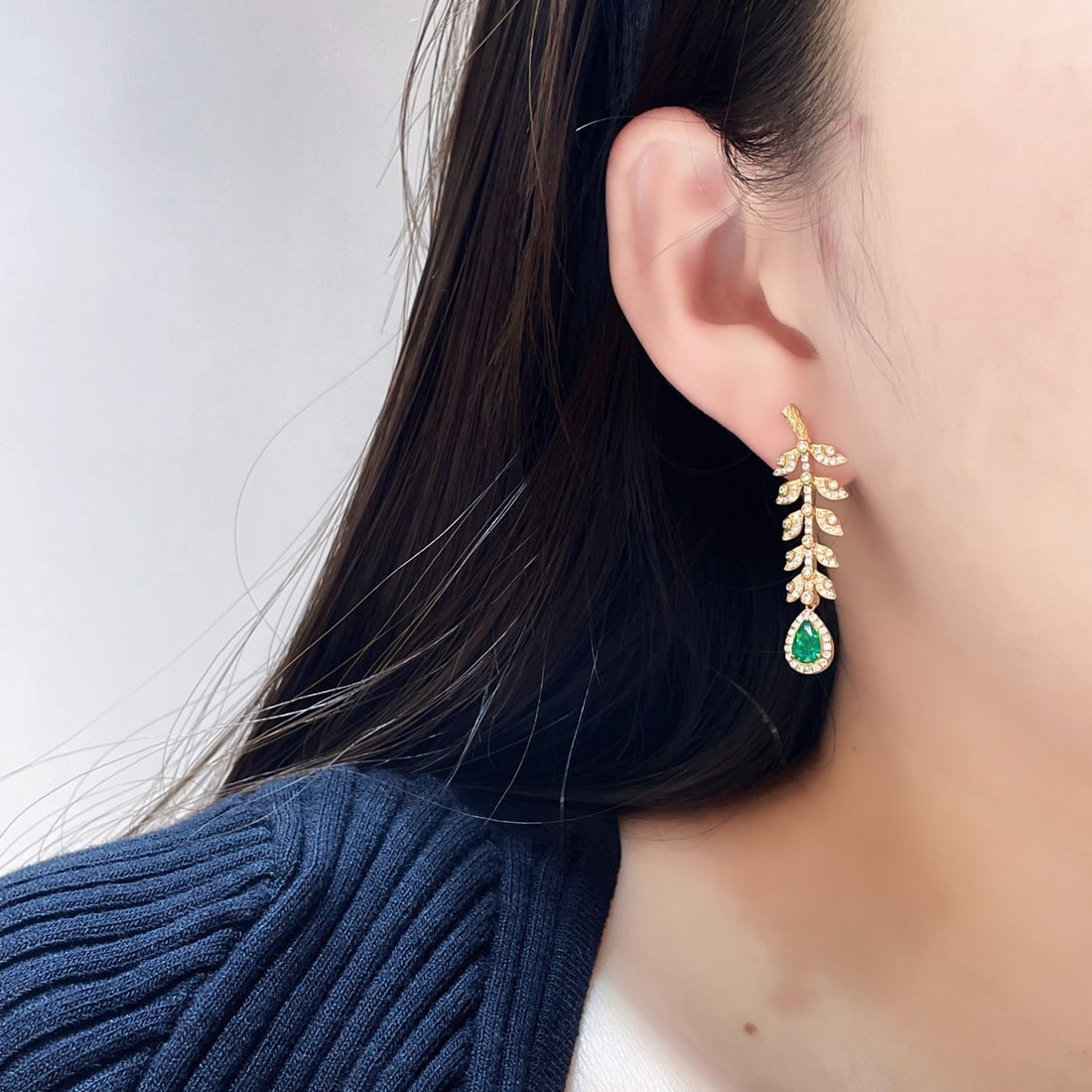 14k Gold 1.41 Ctw Vivid Green Natural Emerald & Diamond Earrings - 6