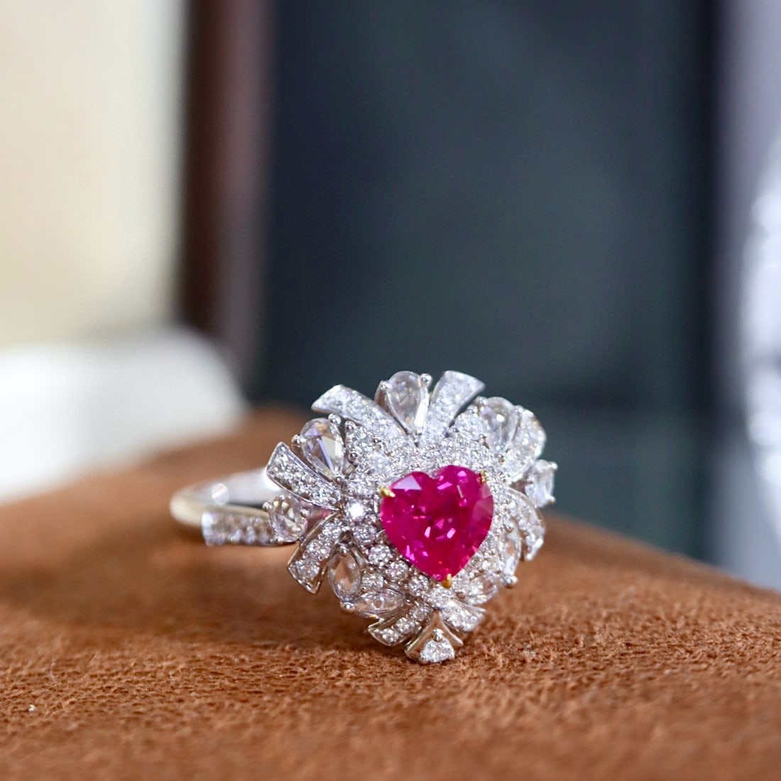 14k Gold 1.26 Ctw Natural Ruby & Diamond Ring - 3