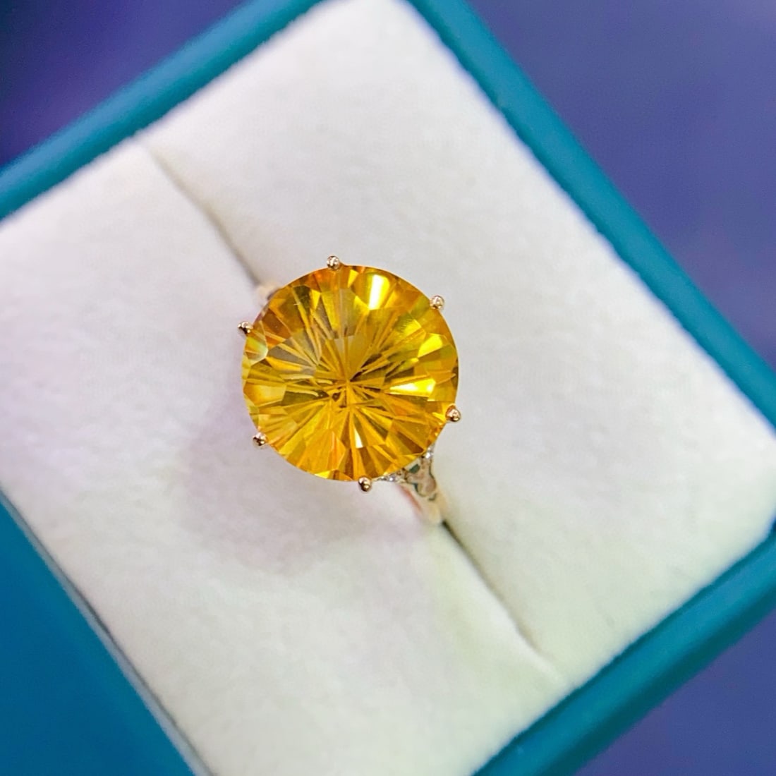 14k Gold 6.85 Ctw Natural Citrine & Diamond Ring - 2