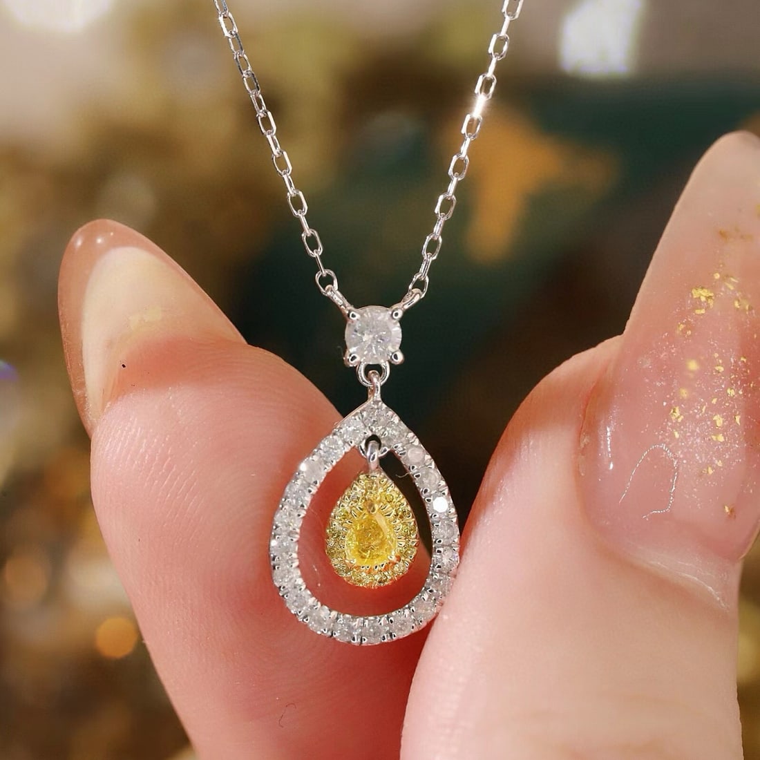 14k Gold 0.40 Ctw Natural Yellow Diamond & Diamond Necklace - 4