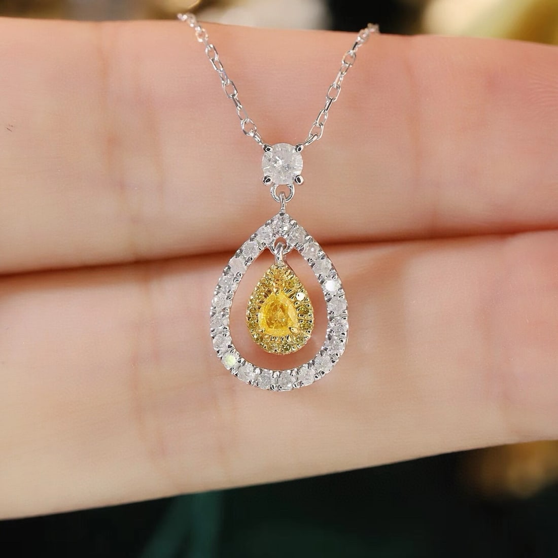 14k Gold 0.40 Ctw Natural Yellow Diamond & Diamond Necklace - 6