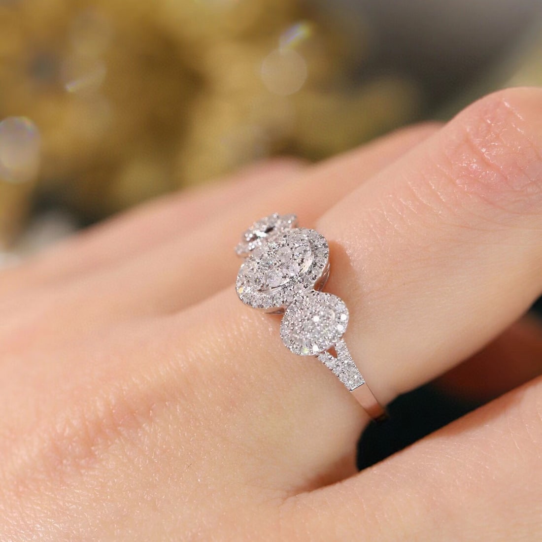 14k Gold 0.55 Ct Natural H Diamond Ring - 8